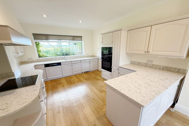 Kitchen Breakfast Room