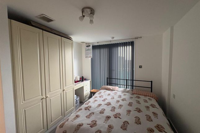 Flat 223, Platinum House, Lyon Road, Harrow photo 3