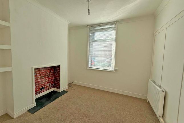 84, Hampton Road, Scarborough photo 2