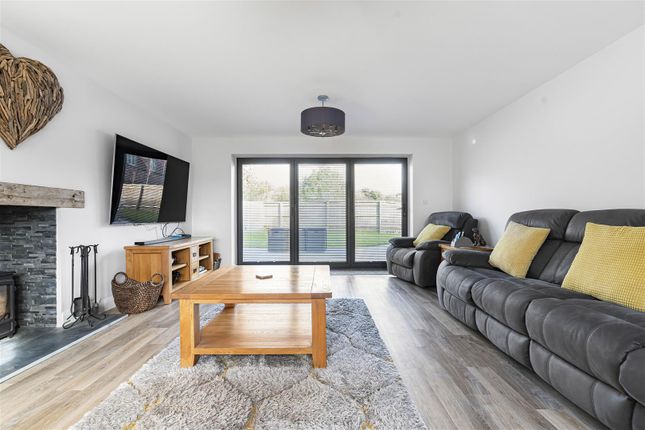 18, Home Farm Close, Ambrosden photo 4