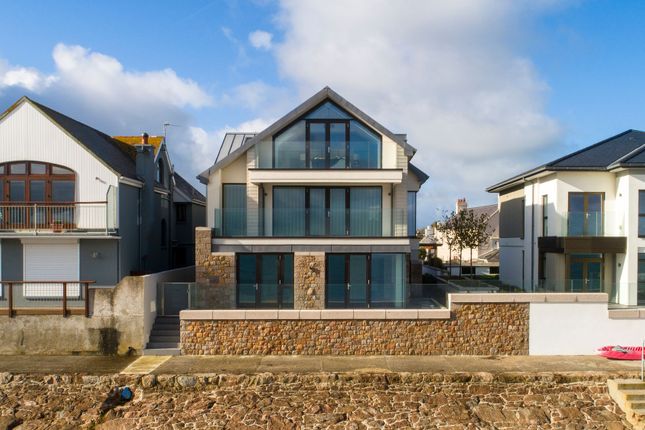 2 Elizabeth House, Jersey photo 3