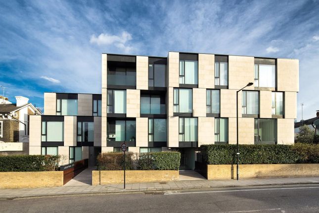 Flat to rent in Latitude House, Oval Road, Primrose Hill, London NW1.