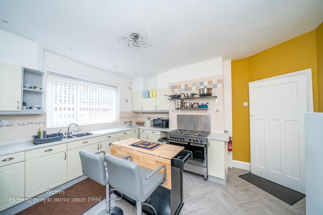 38, Heath Street, Cannock photo 4