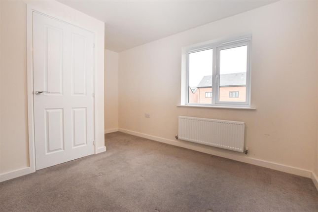 Flat for sale in Newington Street, Hull