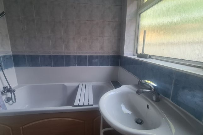 178 Barrows Road, Sparkhill, Birmingham photo 5