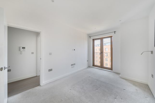 Flat 23, Ziggurat House, 25, Grosvenor Road, ST. ALBANS photo 5