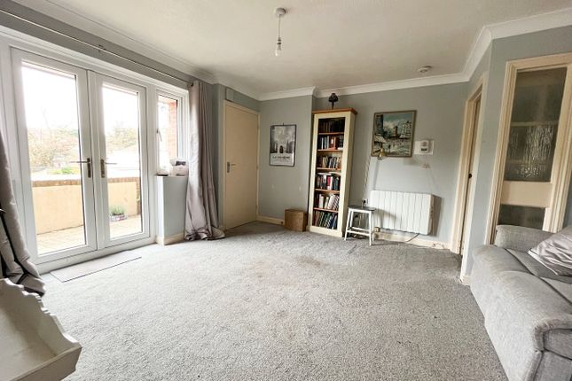 11 Abbey Court, St Martins Way, Battle photo 3
