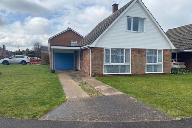 2-bed house on 9 The Paddocks, Newark, £995/mo