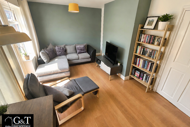 14 Standhills Road, Kingswinford photo 5