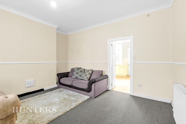 226, Honeywell Lane, Oldham photo 4