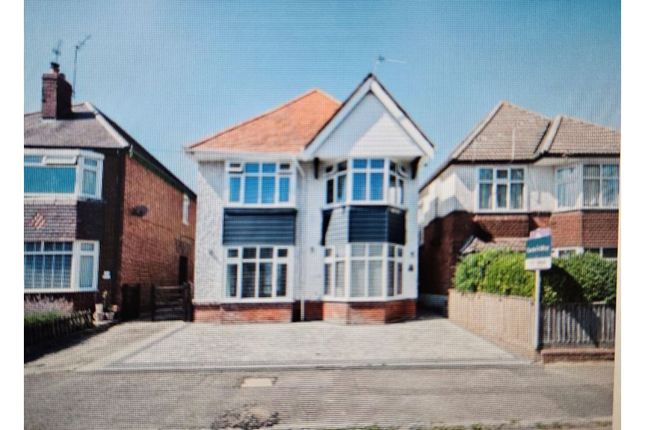 Detached house for sale in Truscott Avenue, Bournemouth