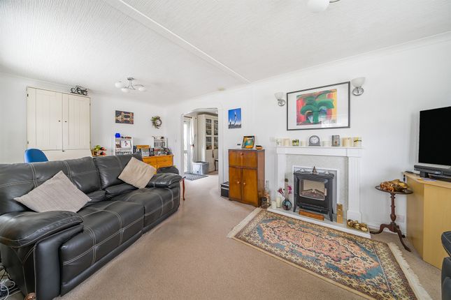3a, Beech Park, Tring photo 4