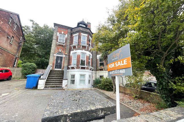 Thumbnail Flat for sale in Willoughby Road, Ipswich