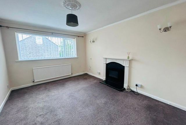 Flat 3, Llys Onnen, Porthcawl photo 3