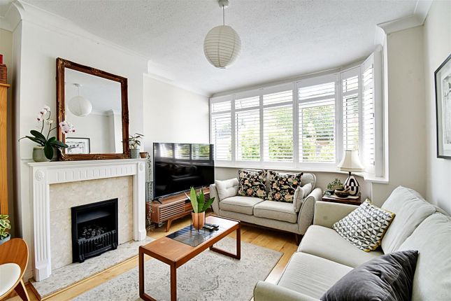 5, Woodlands Road, Hertford photo 2