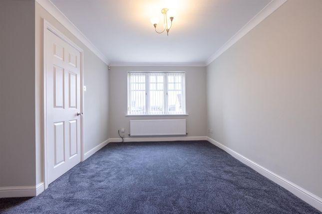 6, Foxglove Folly, Wakefield photo 5