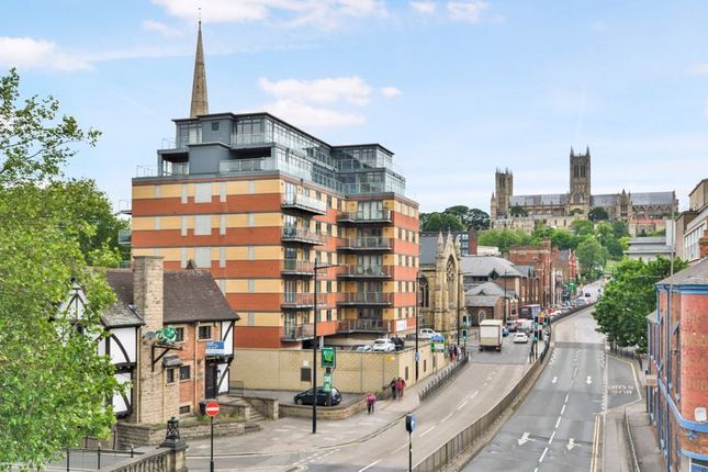 Thumbnail Flat for sale in Thorngate House, St. Swithins Square, Lincoln