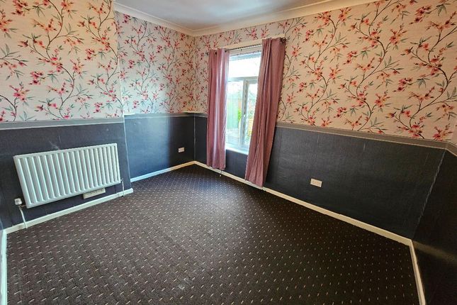 Terraced house to rent in West Street, Farnworth, Bolton