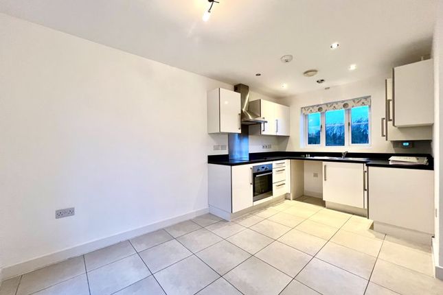 49, Bowood View, Calne photo 4