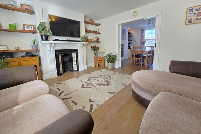 196, Callington Road, Saltash photo 3