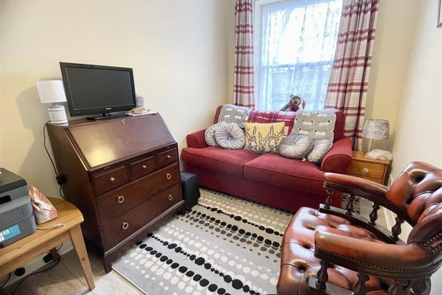 12 Fairview Court St. Martins Avenue, Scarborough photo 4