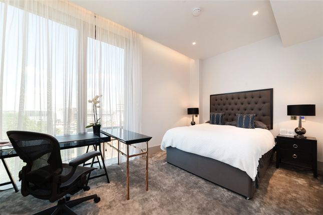 Maisonette to rent in Victoria Street, St James's Park, Westminster, London