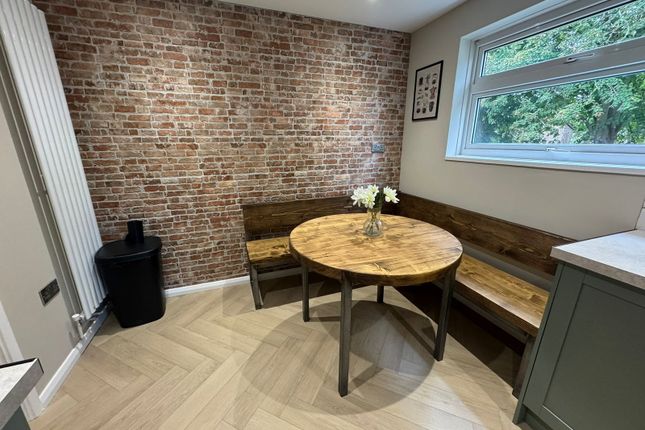 424 ,Room 1, Vardon Road, Stevenage photo 3