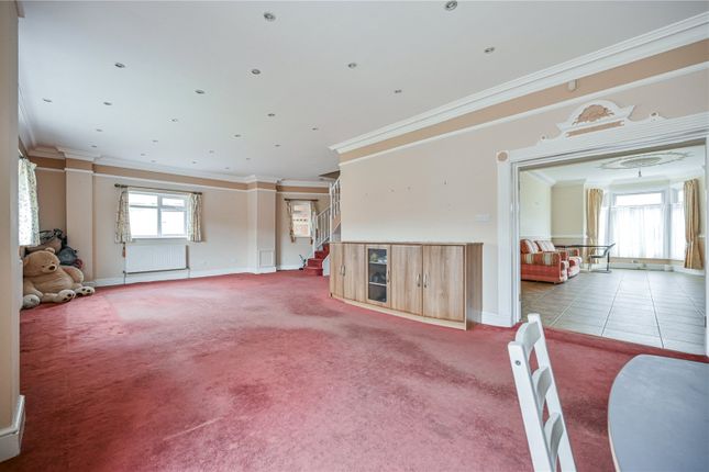 31, Douglas Road, Goodmayes photo 2