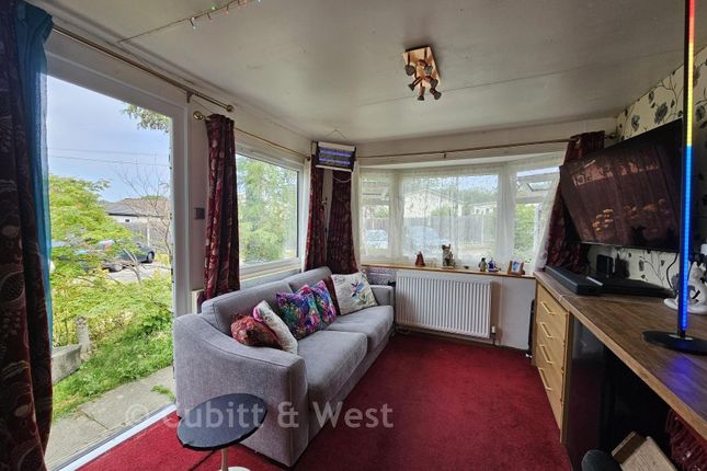 2-bed caravan on Roof Of The World Mobile Home, Boxhill Road, Tadworth, £120,000
