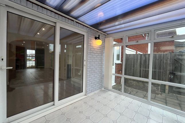 57, Dell Drive, Littlehampton photo 5