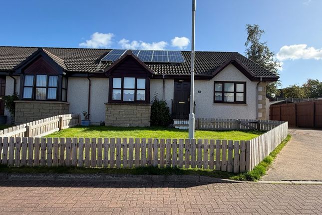 35, Knockomie Gardens, Forres photo 2