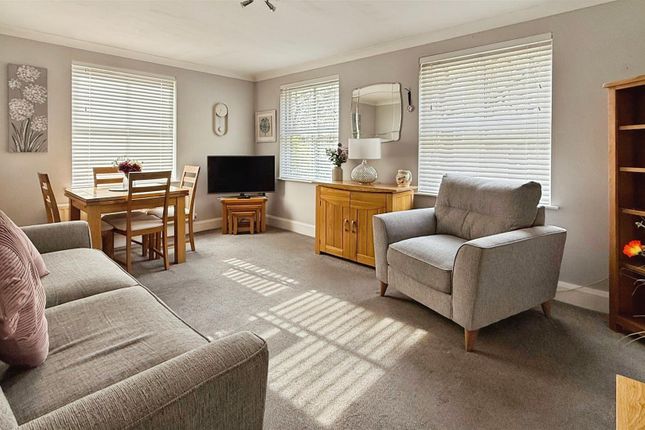 1 Oakleigh House, Hamson Drive, Macclesfield photo 2