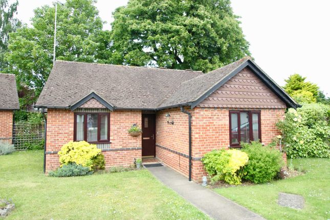 2 bed bungalow for sale in Sherwood Gardens, Henley On Thames RG9