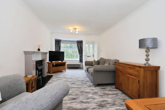 18, Gainsborough Drive, Staffordshire photo 2