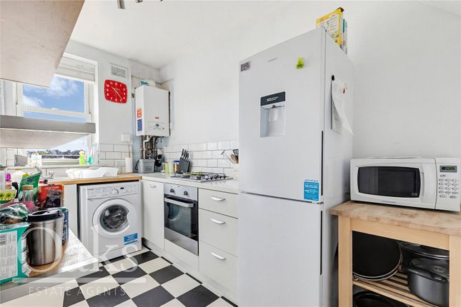 121a, Streatham Vale, London photo 3