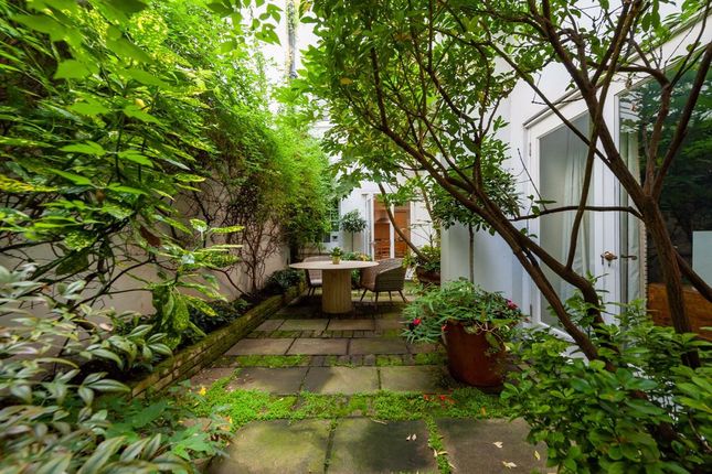 Property for sale in Wilton Crescent, London