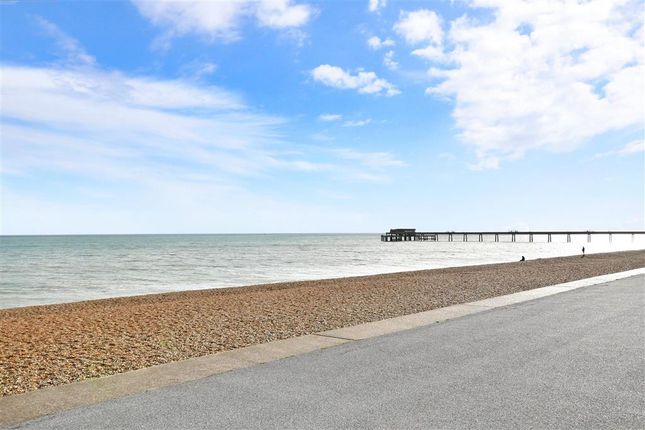 Thumbnail Terraced house for sale in Middle Street, Deal, Kent