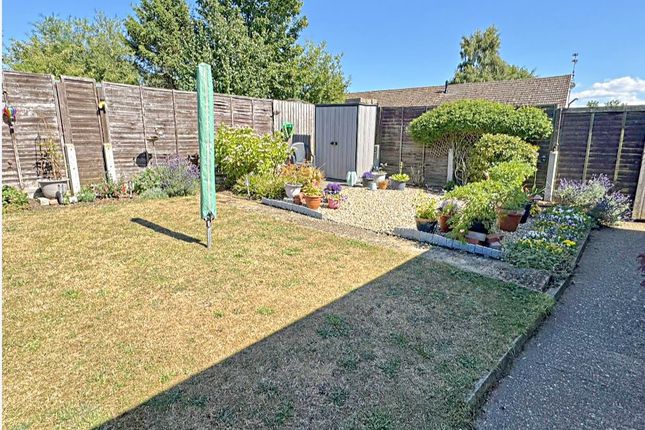 25, Rose Walk, Wicken Green Village photo 3