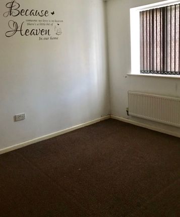 FLAT 8, 28 CHARTWELL DRIVE, BRADFORD photo 5