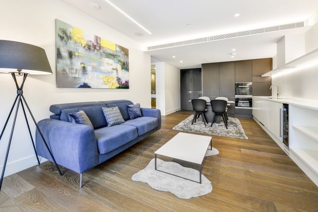 Thumbnail Flat for sale in Rathbone Place, London