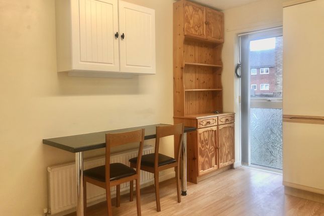 50, Southsea photo 3