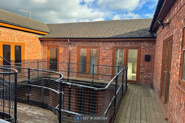 Flat, Pristine House Hurst Street, Stoke-On-Trent photo 4