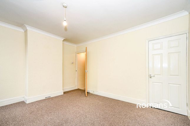 102, Rodbourne Road, Swindon photo 4