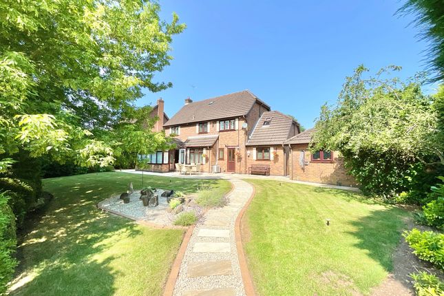 4 Moorhouse Court, Stone photo 4