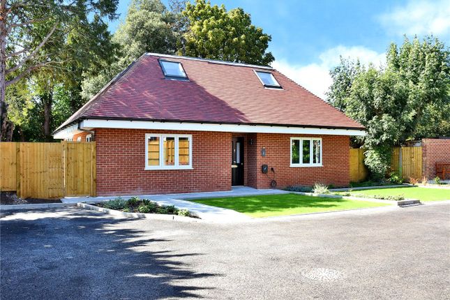 5-bed detached on 2B, Holly Oak Close, Sutton, £1,000,000