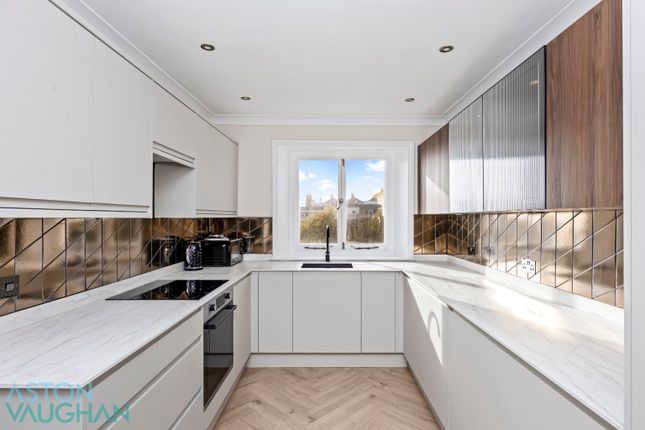 48  Flat 3, Sussex Square, Brighton photo 2