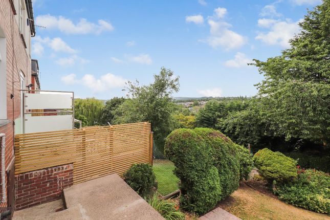 35, Strelley Avenue, Sheffield photo 4