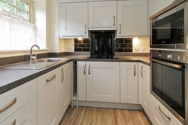 8 Wykeham Court, Winchester Road, Wickham photo 3