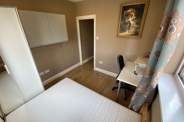 Thumbnail Semi-detached house to rent in Broadlands Road, Southampton