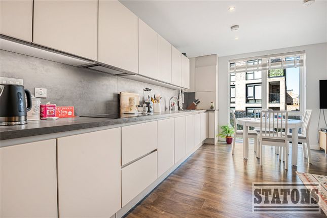 Flat 8, Aphrodite Court, 15, Dollis Valley Drive, Barnet photo 5